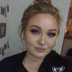 Meet your Posher, Loren